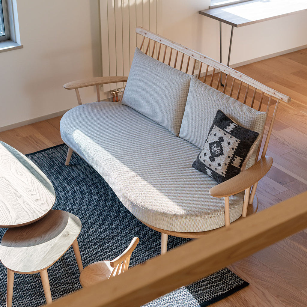 HIDA Sangyo - Kinoe 實木沙發、單人沙發｜日本飛驒家具｜ALOT Living