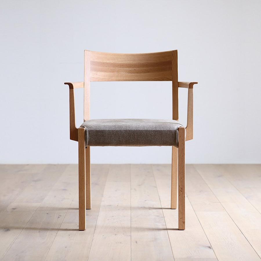 HIRASHIMA - CARAMELLA 扶手餐椅