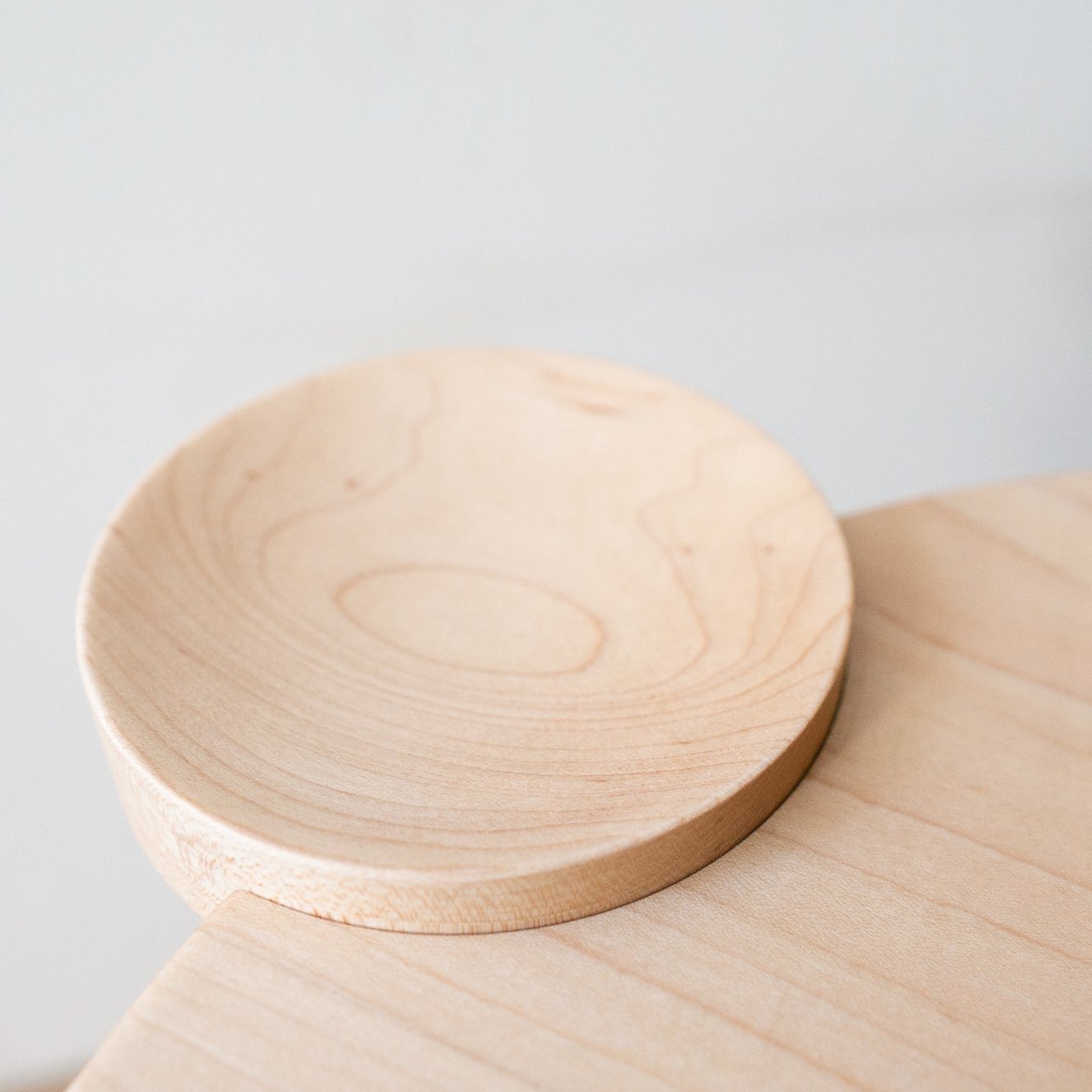 shirakawa 圓形邊桌